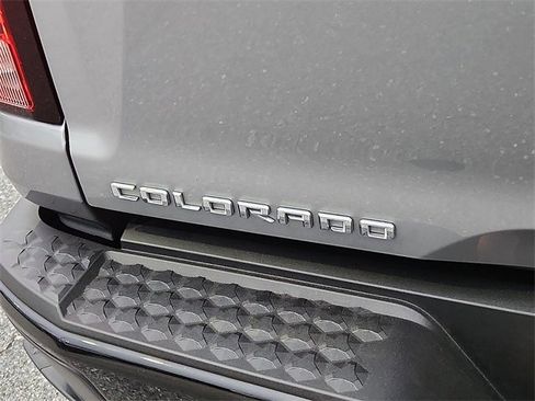 Certified 2024 Chevrolet Colorado Z71 w/ Z71 Convenience Package 2 image 31