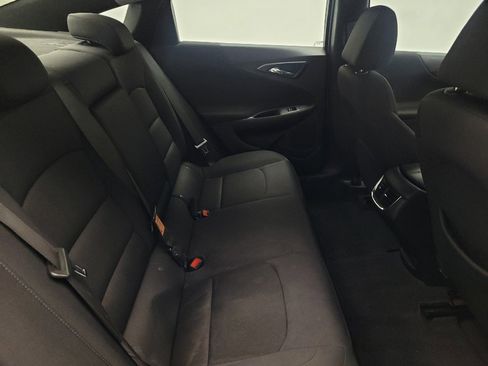 Used 2023 Chevrolet Malibu LT FWD image 19