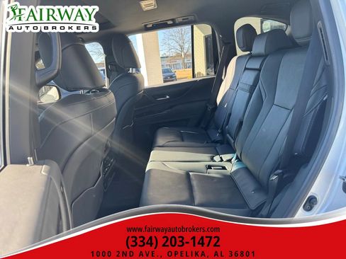 Used 2024 Lexus LX 600 4WD w/ Interior Upgrade Package image 11