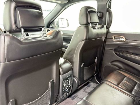 Used 2016 Jeep Grand Cherokee Limited AWD/4WD image 26