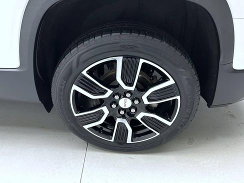 Used 2019 GMC Acadia SLT w/ Black Edition AWD/4WD image 23