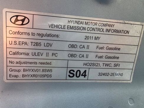 Used 2011 Hyundai Elantra Limited image 40