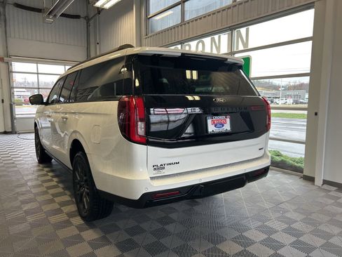 New 2025 Ford Expedition Max Platinum w/ Stealth Performance Package image 4