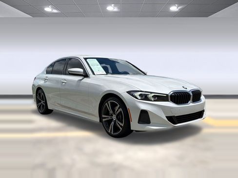 Used 2024 BMW 330i Sedan w/ Premium Package RWD image 7