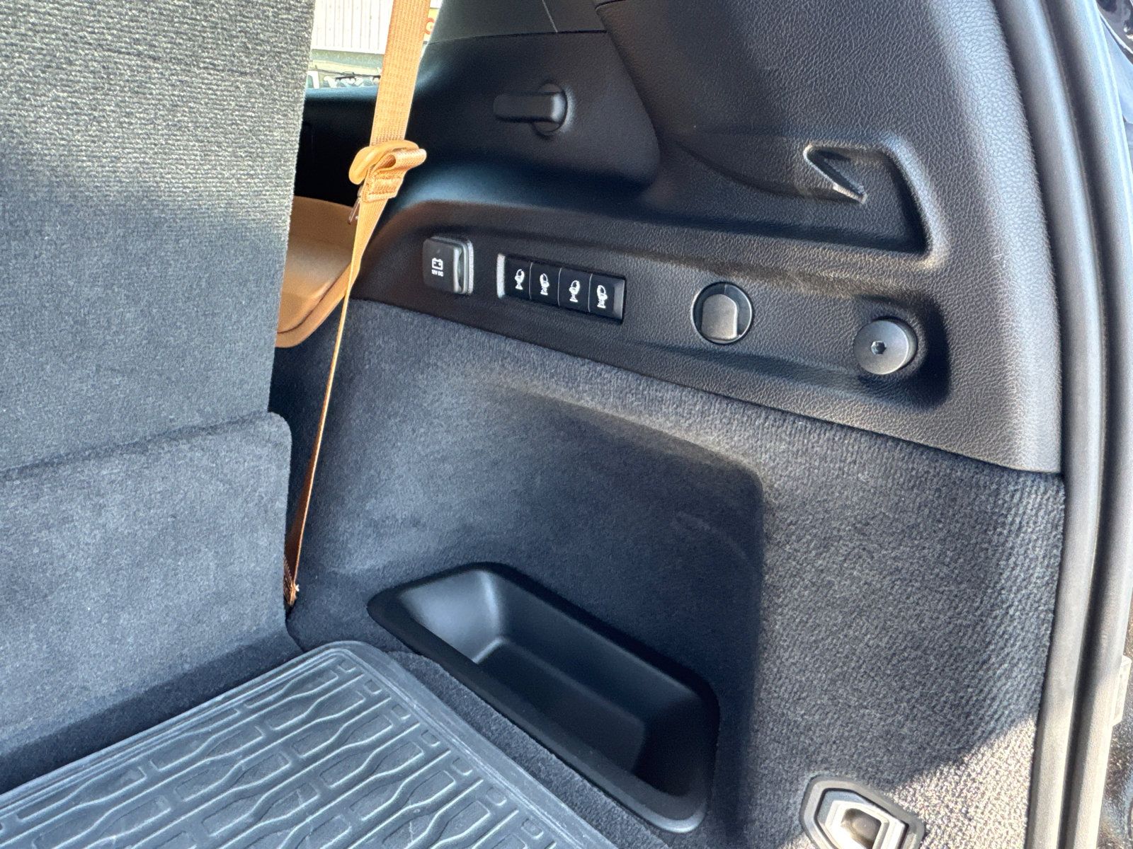 Used 2024 Jeep Grand Cherokee L Summit AWD/4WD image 19