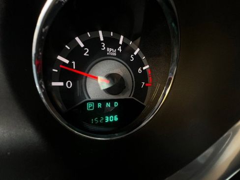 Used 2013 Chrysler 200 Touring image 14