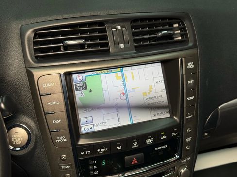 Used 2011 Lexus IS 250C image 37