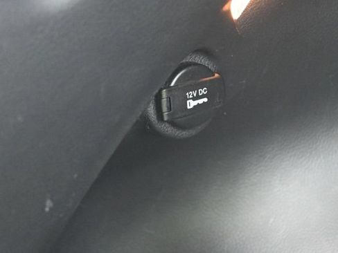 Used 2018 Jeep Compass Latitude w/ Cold Weather Group AWD/4WD image 39