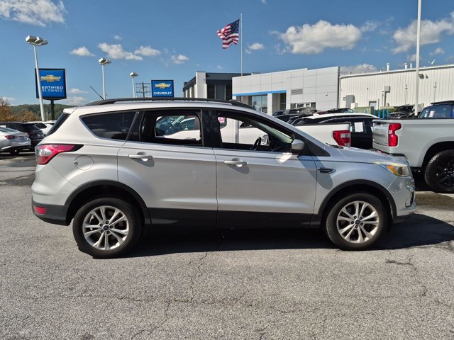 Used 2018 Ford Escape SE AWD/4WD image 4