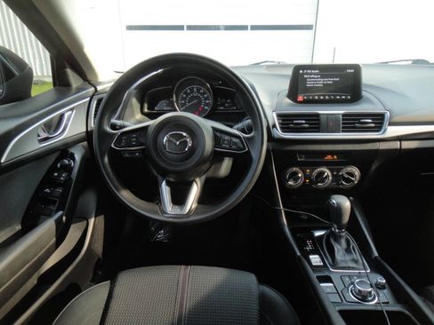 Used 2017 MAZDA MAZDA3 Sport w/ Preferred Equipment Package FWD image 8