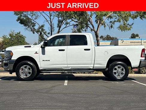 Used 2024 RAM 2500 Big Horn w/ Off Road Package AWD/4WD image 6