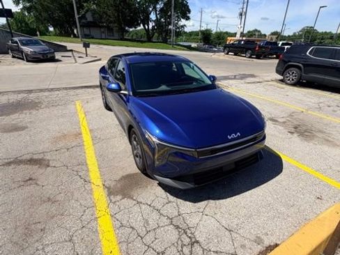 Used 2025 Kia K4 FWD image 1