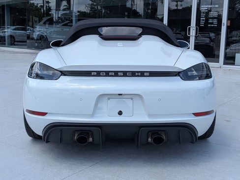 Certified 2023 Porsche 718 Boxster Spyder RWD image 10