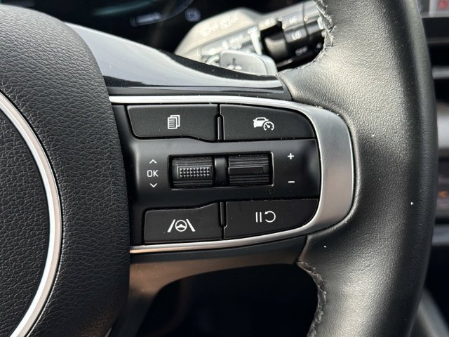 Used 2025 Kia Sportage EX AWD/4WD image 23