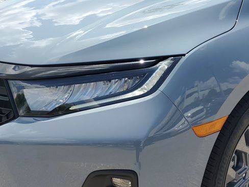 New 2026 Honda Odyssey Touring image 8