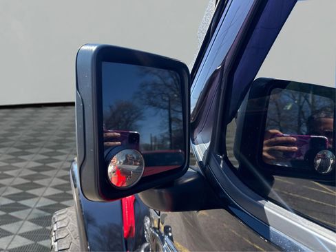 Used 2021 Jeep Gladiator Sport AWD/4WD image 23