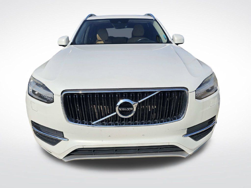 Used 2016 Volvo XC90 T6 Momentum w/ Protection Package Plus AWD/4WD image 5
