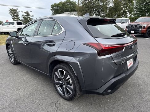 Used 2025 Lexus UX 300h AWD image 21