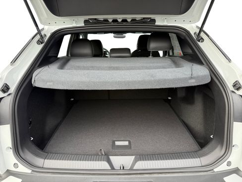 Certified 2023 Volkswagen ID.4 Pro RWD image 17
