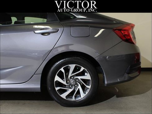 Used 2016 Honda Civic EX image 7