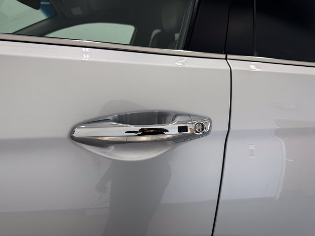Used 2018 Hyundai Santa Fe Sport FWD image 40