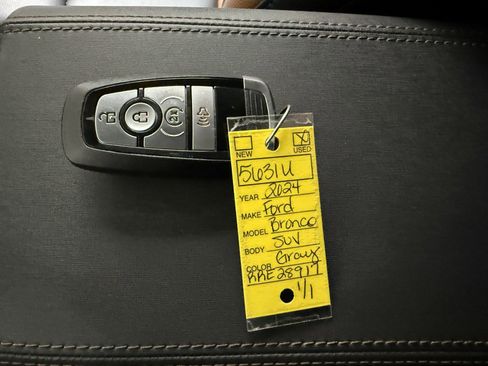 Used 2024 Ford Bronco Outer Banks image 31