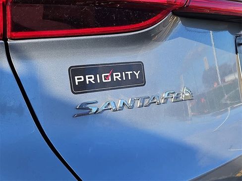 Used 2022 Hyundai Santa Fe SEL w/ Convenience + Premium Package image 5