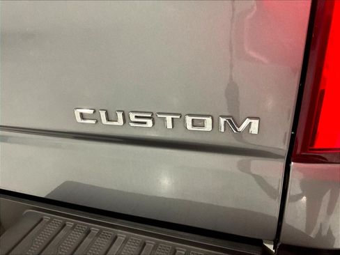 Used 2021 Chevrolet Silverado 1500 Custom AWD/4WD image 25