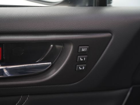 Used 2018 Subaru Outback 2.5i Limited AWD/4WD image 23