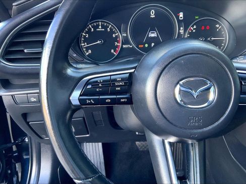 Used 2024 MAZDA MAZDA3 s FWD image 18