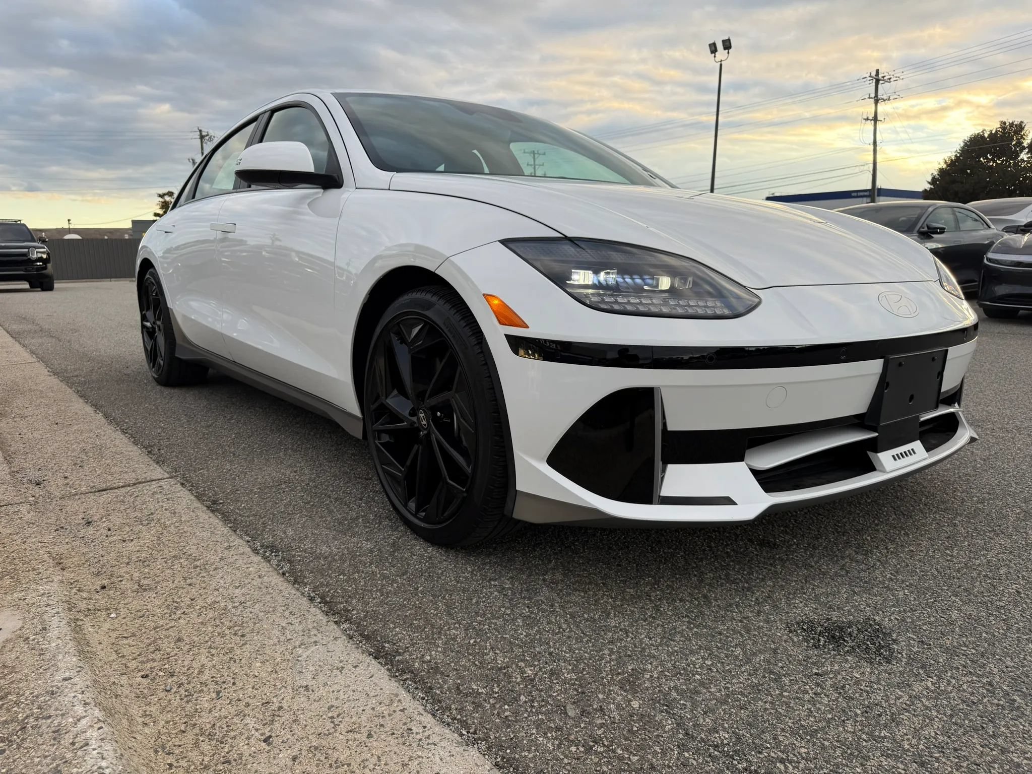 Used 2023 Hyundai Ioniq 6 SEL RWD image 23