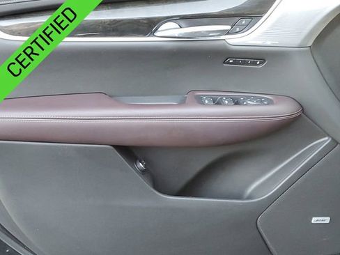 Certified 2022 Cadillac XT6 Premium Luxury image 24