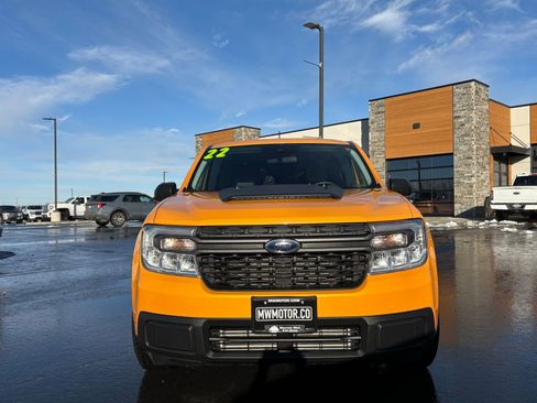 Used 2022 Ford Maverick XLT image 2