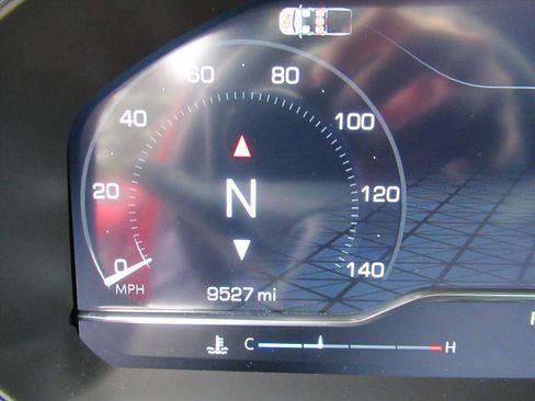 Used 2024 GMC Sierra 1500 Elevation w/ LPO, Elevation Black Package image 24