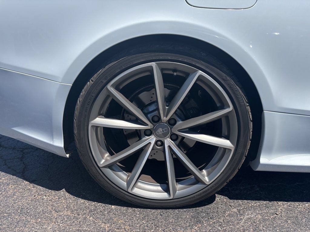 Used 2015 Audi RS 5 Cabriolet AWD/4WD image 11