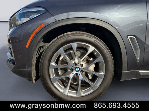 Used 2020 BMW X5 xDrive40i w/ Premium Package image 9