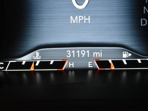 Used 2022 Jeep Cherokee Latitude Lux image 23