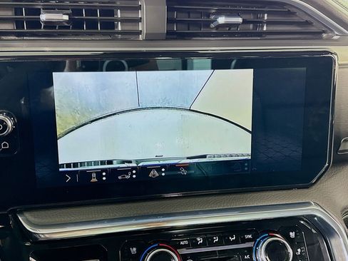 Used 2024 GMC Sierra 2500 Denali w/ Denali Reserve Package image 54