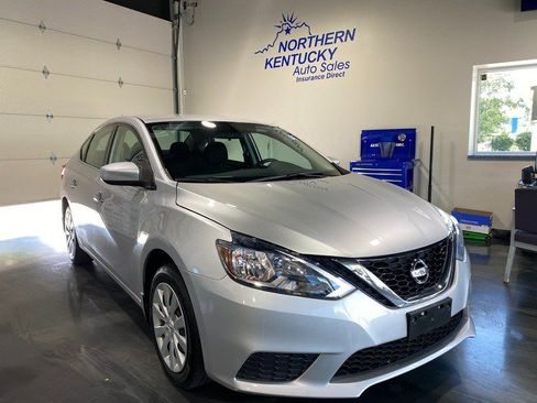Used 2017 Nissan Sentra S FWD image 1