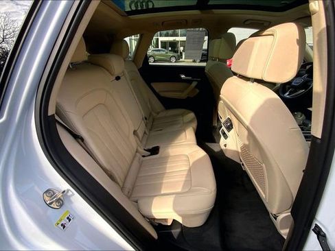 Certified 2023 Audi Q5 2.0T Premium Plus w/ Premium Plus Package image 19
