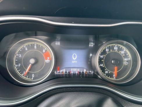 Used 2023 Jeep Cherokee Altitude Lux AWD/4WD image 15