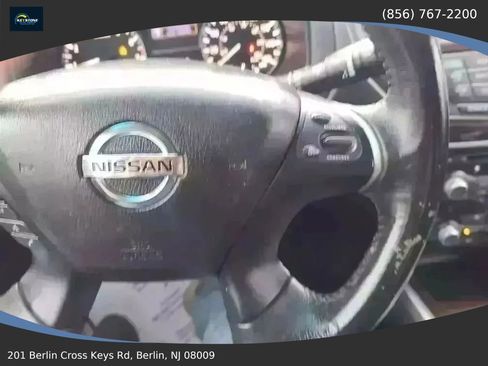 Used 2014 Nissan Pathfinder Platinum w/ Cargo Package image 37