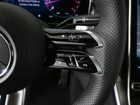 New 2026 Mercedes-Benz GLC 300 image 11