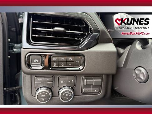 New 2026 GMC Yukon AT4 w/ AT4 Premium Plus Package AWD/4WD image 29
