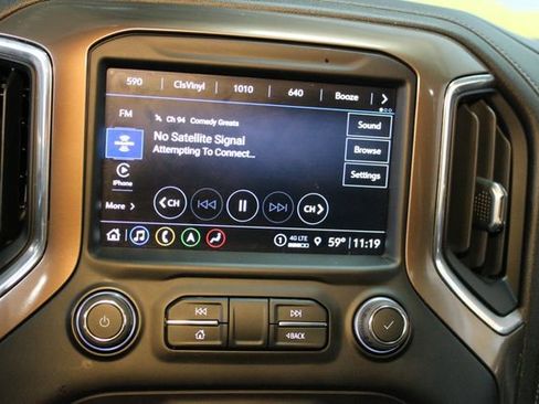 Used 2022 Chevrolet Silverado 1500 High Country AWD/4WD image 26