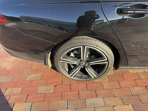 Used 2023 Honda Accord Sport image 15