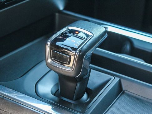 Used 2022 Chevrolet Silverado 1500 LTZ w/ LTZ Convenience Package II image 19