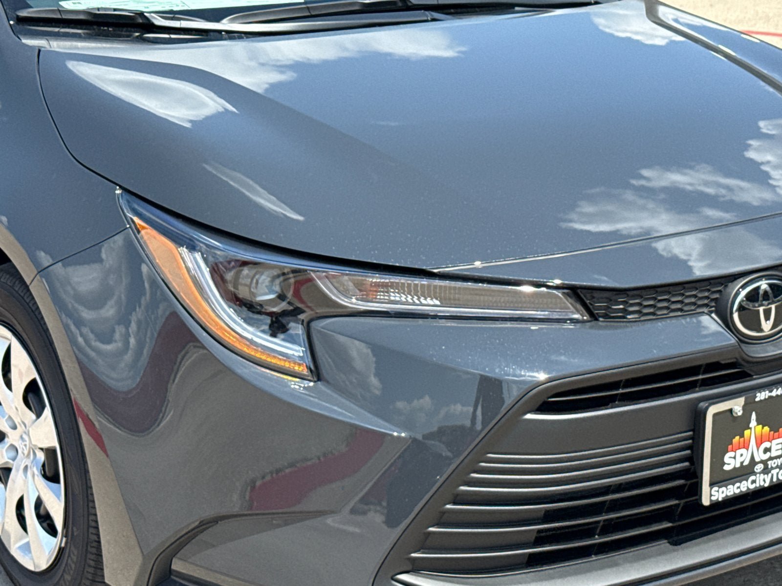 New 2027 Toyota Corolla LE FWD image 26