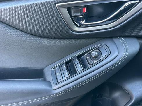 Used 2023 Subaru Forester Premium image 10