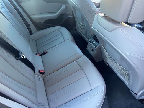 Used 2024 Audi A4 2.0T Premium Plus image 9